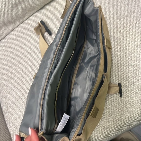 North face Cross body laptop bag - Picture 4 of 7